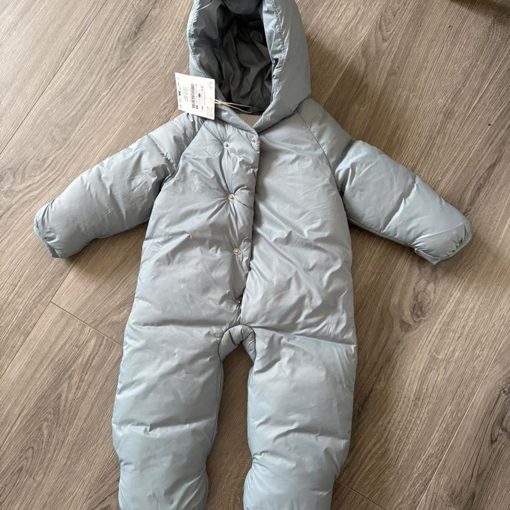 ZARA baby puffer jumpsuit - Picture 2 of 6